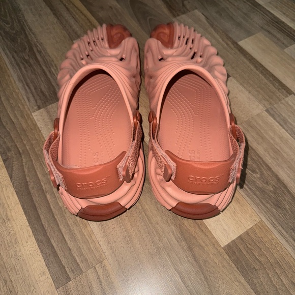 Crocs - Picture 3 of 3